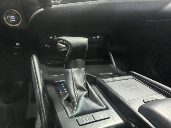 Lexus ES VII с пробегом 2019 года, цена 3 150 000 рублей, 156497 км, седан, Автокод Объявления