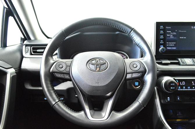 Toyota RAV4 V (XA50) с пробегом 2021 года, цена 3 349 000 рублей, 76500 км, внедорожник, Автокод Объявления