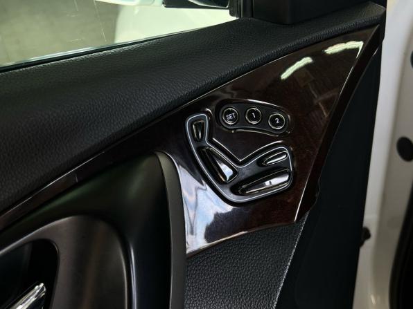 Hyundai Grandeur V с пробегом 2011 года, цена 1 290 000 рублей, 165137 км, седан, Автокод Объявления