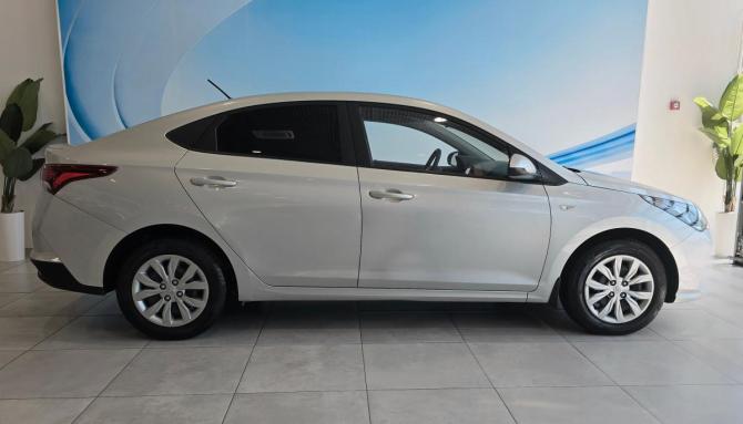 Hyundai Solaris II Рестайлинг с пробегом 2022 года, цена 1 549 000 рублей, 107000 км, седан, Автокод Объявления