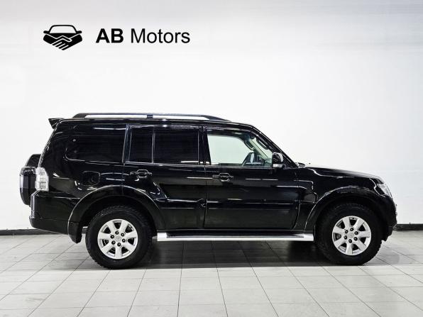 Mitsubishi Pajero IV Рестайлинг 2 с пробегом 2014 года, цена 2 450 000 рублей, 242000 км, внедорожник, Автокод Объявления