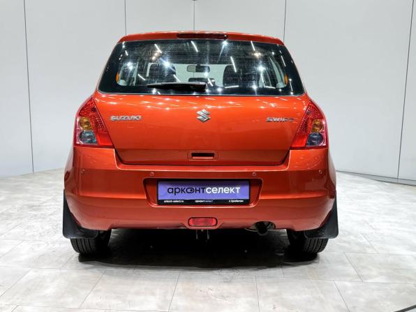 Suzuki Swift III с пробегом 2010 года, цена 670 000 рублей, 190889 км, хэтчбек, Автокод Объявления