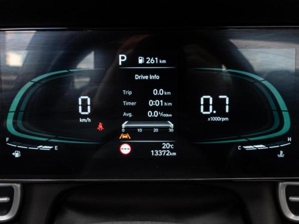 Hyundai Elantra VII (CN7) Рестайлинг с пробегом 2024 года, цена 2 290 000 рублей, 13372 км, седан, Автокод Объявления