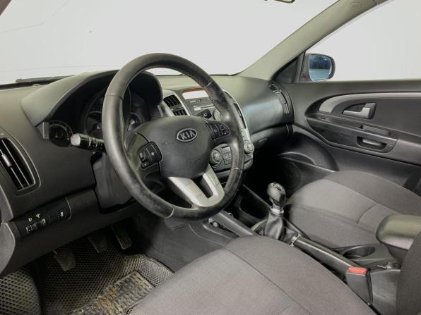 Kia Ceed I Рестайлинг с пробегом 2011 года, цена 615 000 рублей, 254807 км, хэтчбек, Автокод Объявления