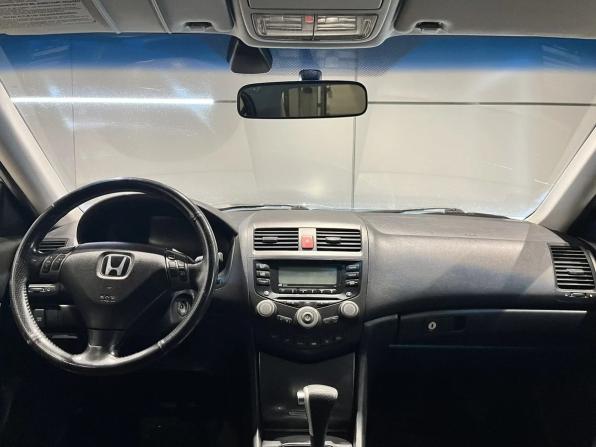 Honda Accord VII Рестайлинг с пробегом 2006 года, цена 730 000 рублей, 279000 км, седан, Автокод Объявления