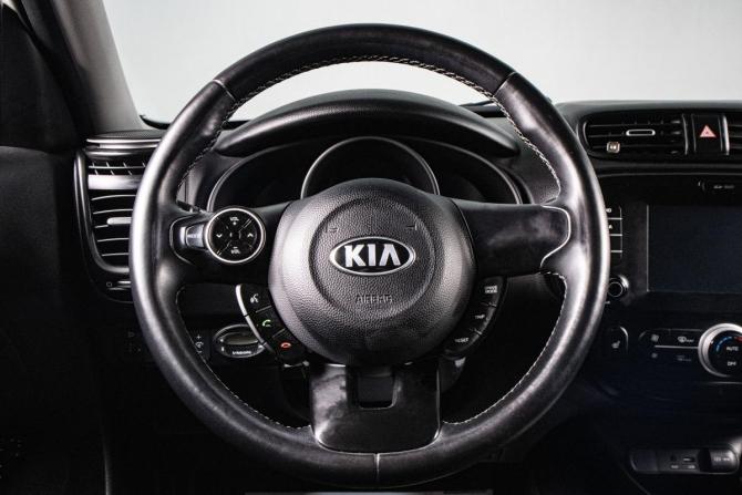 Kia Soul II Рестайлинг с пробегом 2018 года, цена 1 899 000 рублей, 65231 км, хэтчбек, Автокод Объявления