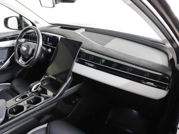 Geely Atlas II с пробегом 2024 года, цена 2 847 000 рублей, 30792 км, внедорожник, Автокод Объявления