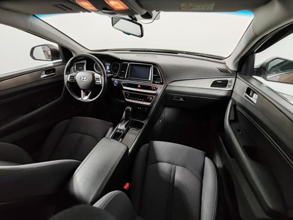 Hyundai Sonata VII (LF) Рестайлинг с пробегом 2017 года, цена 1 459 000 рублей, 199064 км, седан, Автокод Объявления