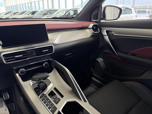 Geely Coolray I с пробегом 2023 года, цена 1 950 000 рублей, 13370 км, внедорожник, Автокод Объявления