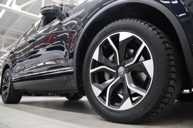 Volkswagen Touareg III с пробегом 2019 года, цена 4 195 950 рублей, 188189 км, внедорожник, Автокод Объявления
