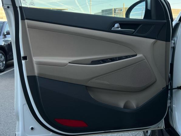 Hyundai Tucson III с пробегом 2015 года, цена 2 197 000 рублей, 99840 км, внедорожник, Автокод Объявления