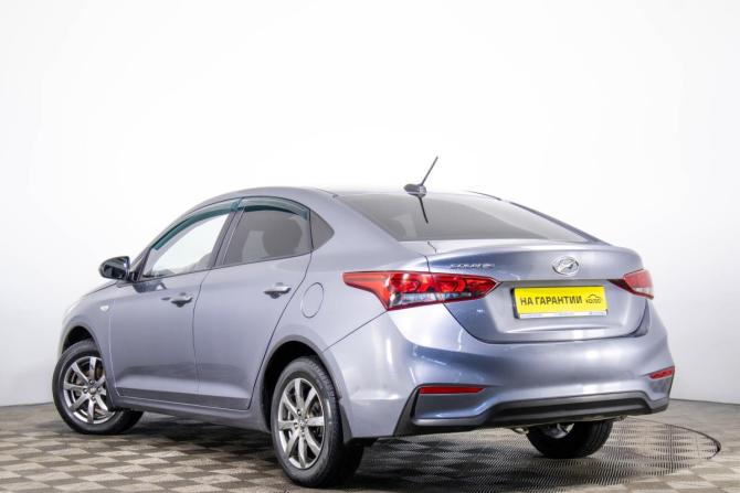 Hyundai Solaris II с пробегом 2018 года, цена 1 099 000 рублей, 364026 км, седан, Автокод Объявления