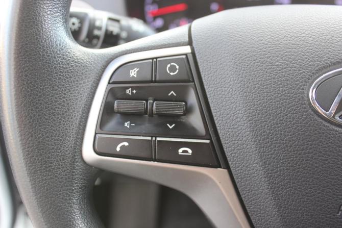 Hyundai Solaris II Рестайлинг с пробегом 2020 года, цена 1 470 000 рублей, 99124 км, седан, Автокод Объявления