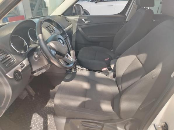 Skoda Yeti I Рестайлинг с пробегом 2014 года, цена 949 000 рублей, 123000 км, внедорожник, Автокод Объявления