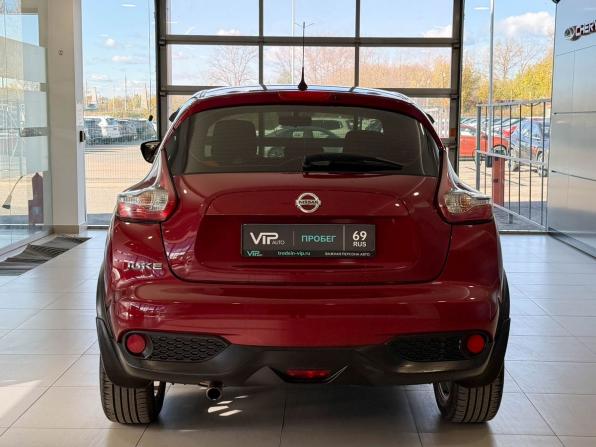 Nissan Juke I Рестайлинг с пробегом 2017 года, цена 1 775 000 рублей, 39688 км, внедорожник, Автокод Объявления