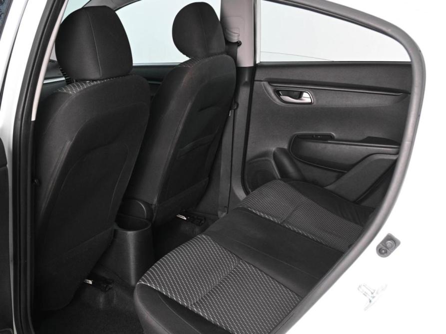 Kia Rio IV Ростов-на-Дону  - изображение 11