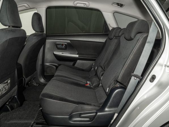 Toyota Prius Alpha I (ZVW40/41) Рестайлинг с пробегом 2018 года, цена 1 600 000 рублей, 171525 км, универсал, Автокод Объявления
