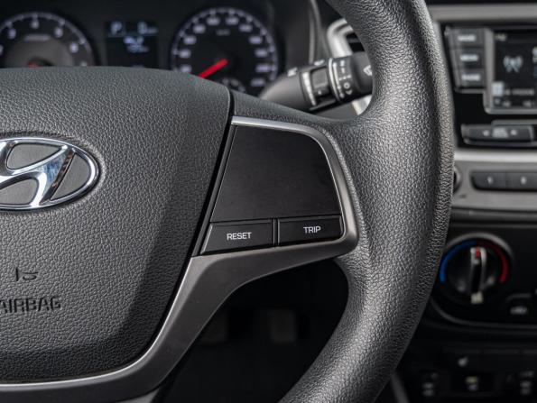 Hyundai Solaris II Рестайлинг с пробегом 2020 года, цена 1 289 000 рублей, 89050 км, седан, Автокод Объявления