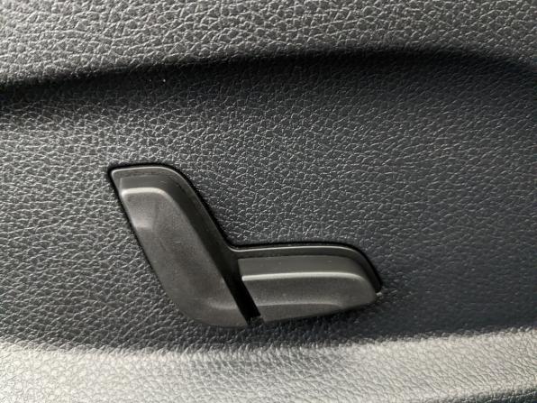 Mercedes-Benz C-Класс IV (W205) Рестайлинг с пробегом 2019 года, цена 2 766 000 рублей, 92328 км, седан, Автокод Объявления