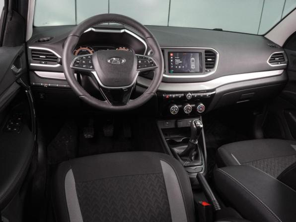Lada (ВАЗ) Vesta I Рестайлинг (NG) с пробегом 2025 года, цена 1 609 000 рублей, 6718 км, седан, Автокод Объявления