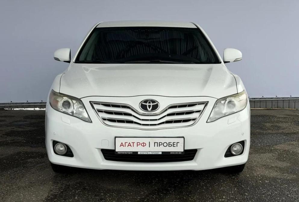 Toyota Camry VI (XV40) Рестайлинг Киров  - изображение 2