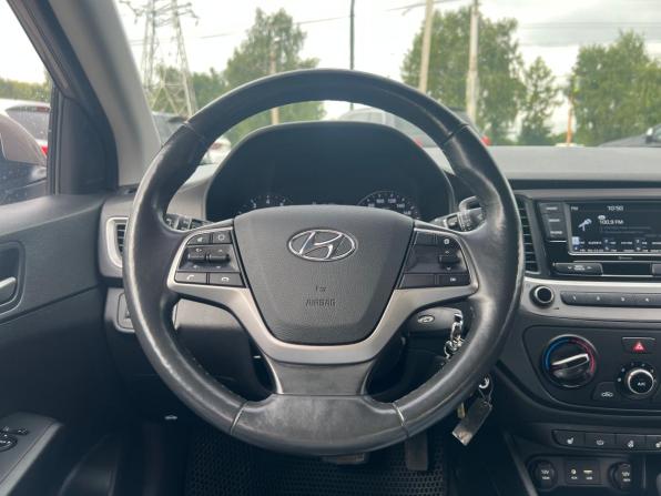 Hyundai Solaris II с пробегом 2018 года, цена 1 450 000 рублей, 114142 км, седан, Автокод Объявления