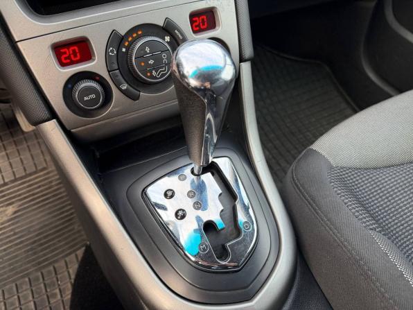 Peugeot 308 I с пробегом 2009 года, цена 345 000 рублей, 179648 км, хэтчбек, Автокод Объявления