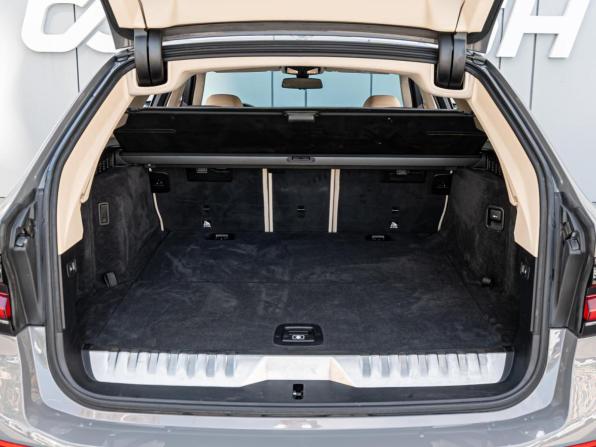 BMW 5 серии VII (G30/G31/G38) Рестайлинг с пробегом 2020 года, цена 3 970 000 рублей, 179111 км, универсал, Автокод Объявления