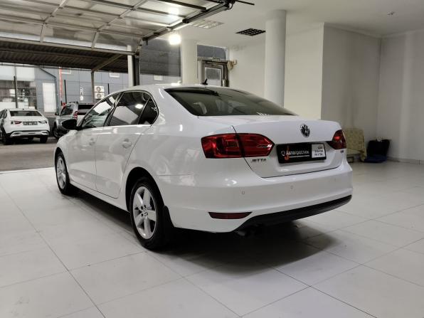 Volkswagen Jetta VI с пробегом 2012 года, цена 920 000 рублей, 235104 км, седан, Автокод Объявления
