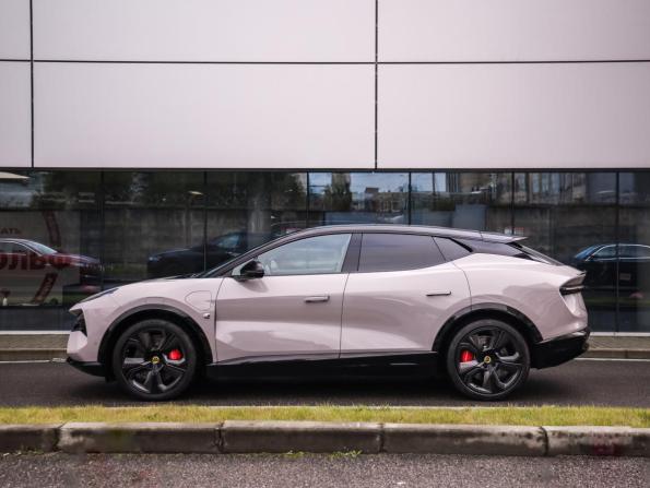 Lotus Eletre с пробегом 2023 года, цена 9 399 000 рублей, 29180 км, внедорожник, Автокод Объявления