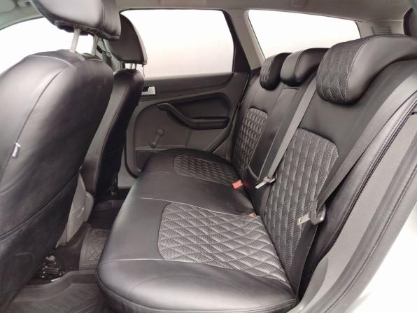 Ford Focus II с пробегом 2006 года, цена 429 000 рублей, 195638 км, универсал, Автокод Объявления