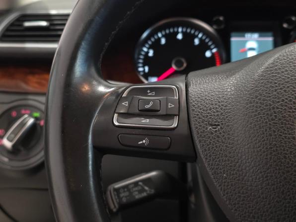Volkswagen Passat B7 с пробегом 2012 года, цена 1 375 000 рублей, 153686 км, седан, Автокод Объявления