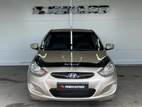 Hyundai Solaris I с пробегом 2011 года, цена 735 000 рублей, 164218 км, хэтчбек, Автокод Объявления