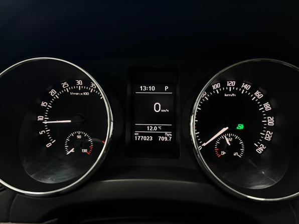Skoda Yeti I Рестайлинг с пробегом 2014 года, цена 1 445 000 рублей, 189112 км, внедорожник, Автокод Объявления