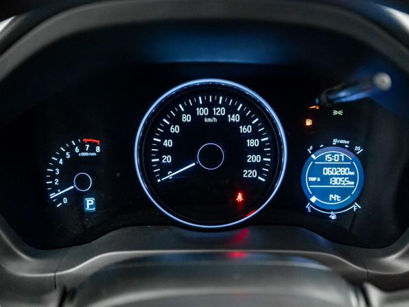 Honda Vezel I Рестайлинг с пробегом 2022 года, цена 1 880 000 рублей, 60270 км, внедорожник, Автокод Объявления