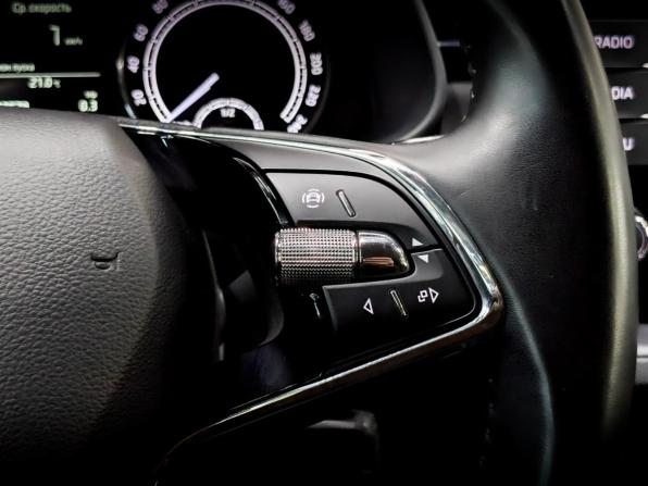 Skoda Rapid II с пробегом 2022 года, цена 1 450 000 рублей, 133576 км, лифтбек, Автокод Объявления