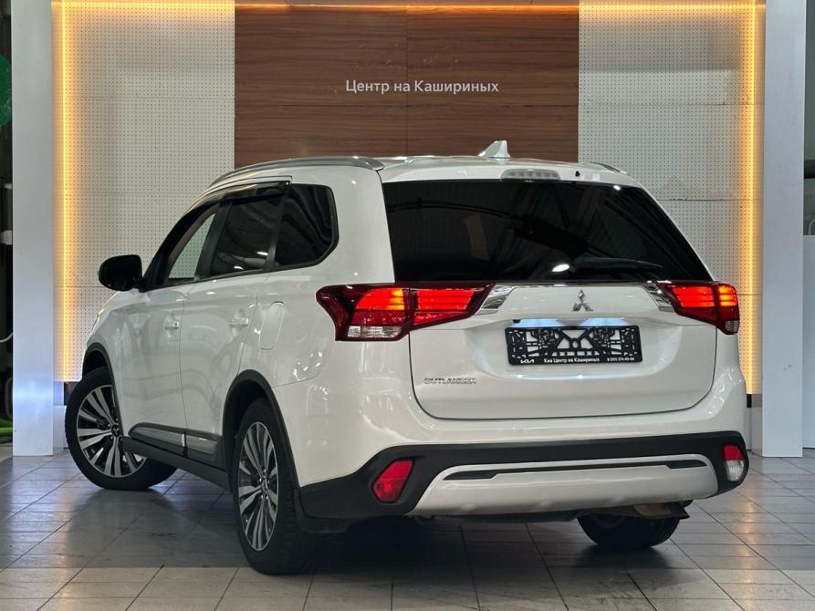 Mitsubishi Outlander III Рестайлинг 3 Челябинск  - изображение 6