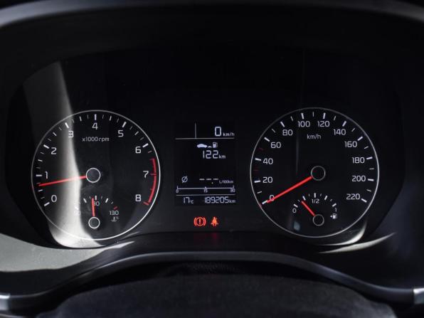 Kia Rio IV Рестайлинг с пробегом 2021 года, цена 1 390 000 рублей, 189205 км, хэтчбек, Автокод Объявления