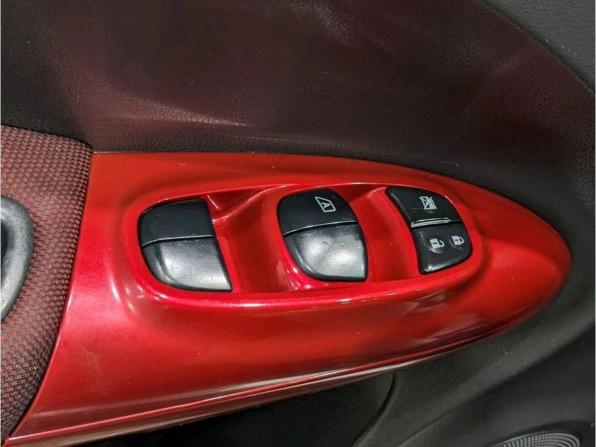 Nissan Juke I с пробегом 2012 года, цена 1 065 000 рублей, 100836 км, внедорожник, Автокод Объявления