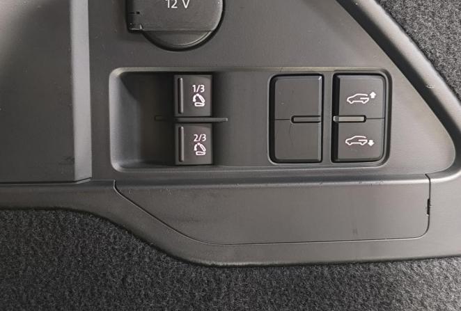Volkswagen Touareg II с пробегом 2012 года, цена 2 080 000 рублей, 265167 км, внедорожник, Автокод Объявления
