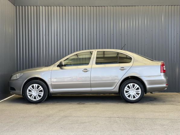 Skoda Octavia II (A5) Рестайлинг с пробегом 2012 года, цена 797 000 рублей, 182687 км, лифтбек, Автокод Объявления