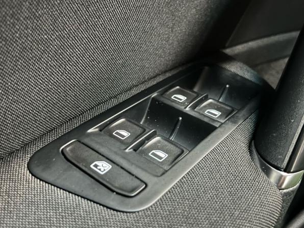 Volkswagen Golf VII с пробегом 2014 года, цена 1 499 000 рублей, 72000 км, хэтчбек, Автокод Объявления