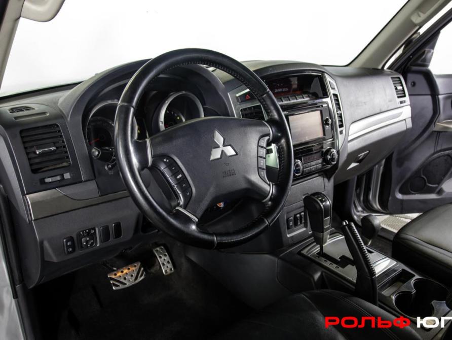 Mitsubishi Pajero IV Рестайлинг 2 Москва  - изображение 16