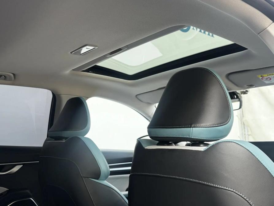 Geely Emgrand II Москва  - изображение 12