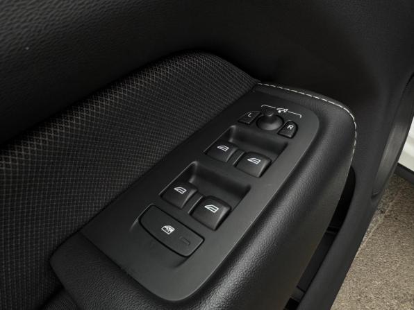 Volvo XC60 II Рестайлинг с пробегом 2021 года, цена 4 090 000 рублей, 91323 км, внедорожник, Автокод Объявления