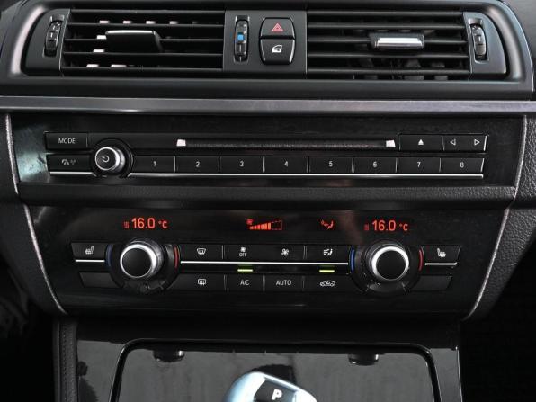 BMW 5 серии VI (F10/F11/F07) Рестайлинг с пробегом 2016 года, цена 2 390 000 рублей, 116602 км, седан, Автокод Объявления