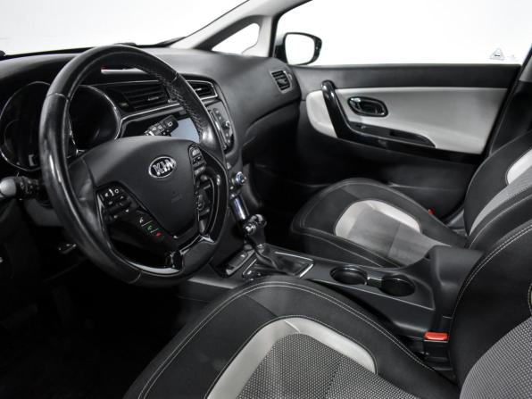 Kia Ceed II Рестайлинг с пробегом 2017 года, цена 1 500 000 рублей, 118500 км, универсал, Автокод Объявления