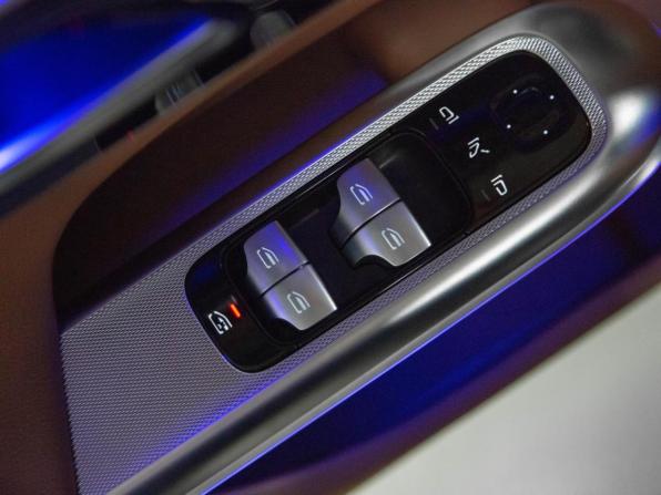 Новый Mercedes-Benz E-Класс VI (W214 S214) 2026 года, цена 9 990 000 рублей, седан, Автокод Объявления