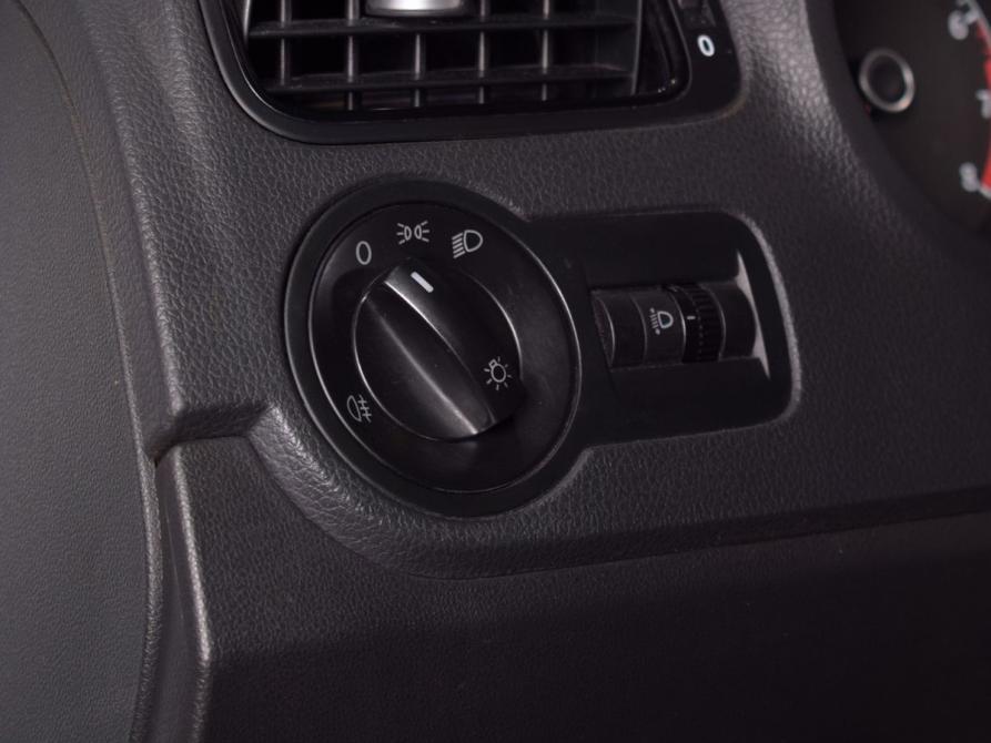 Volkswagen Polo V Рестайлинг Кемерово  - изображение 18
