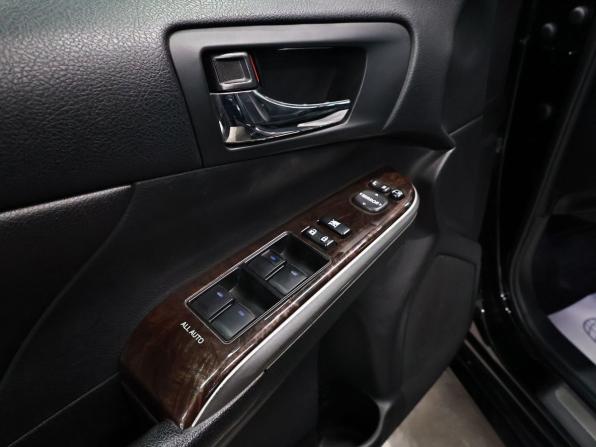Toyota Camry VII (XV50) Рестайлинг с пробегом 2015 года, цена 2 085 000 рублей, 120985 км, седан, Автокод Объявления